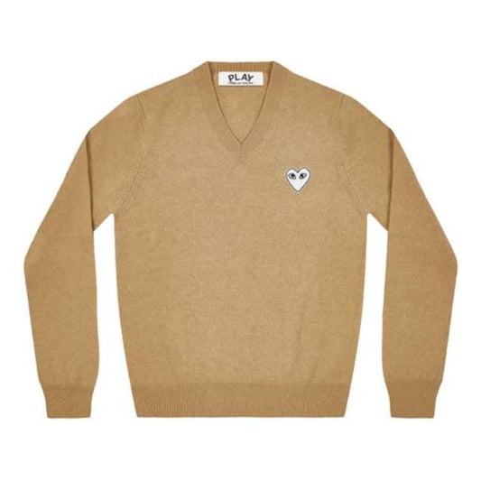 COMME des GARCONS PLAY V-Neck Pullover White Emblem 'Camel' AZ-N064-051-2